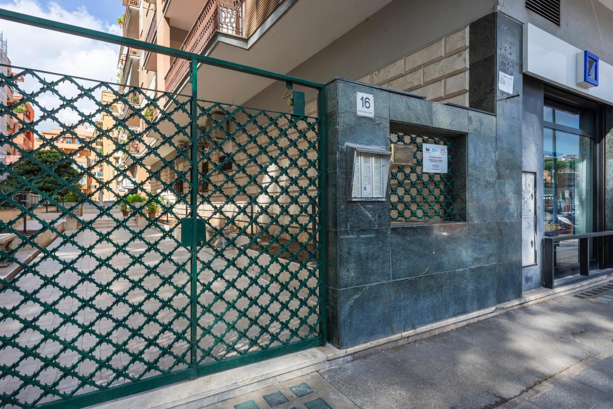 Appartamento La Casa Di Emy Roma Esterno foto